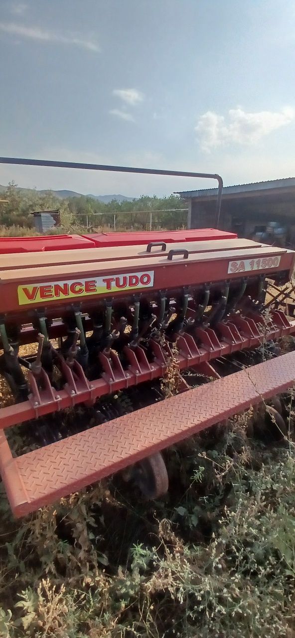 Продам бдм артайурс 2,4×2н. С катком новый срочно.Сеялку для семян все