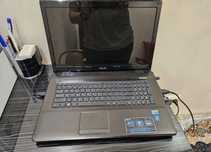 Большой, 17 дюймовый Core i3 ноутбук ( 8GB, SSD, HDD )