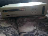 Продам Xbox 360 .