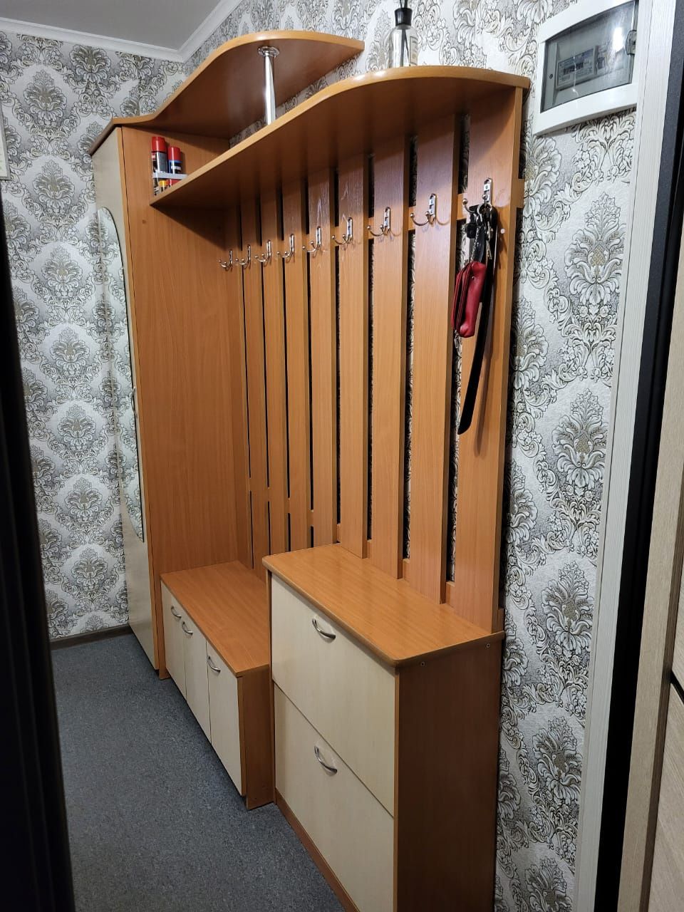 Прихожая в хорошем состоянии
