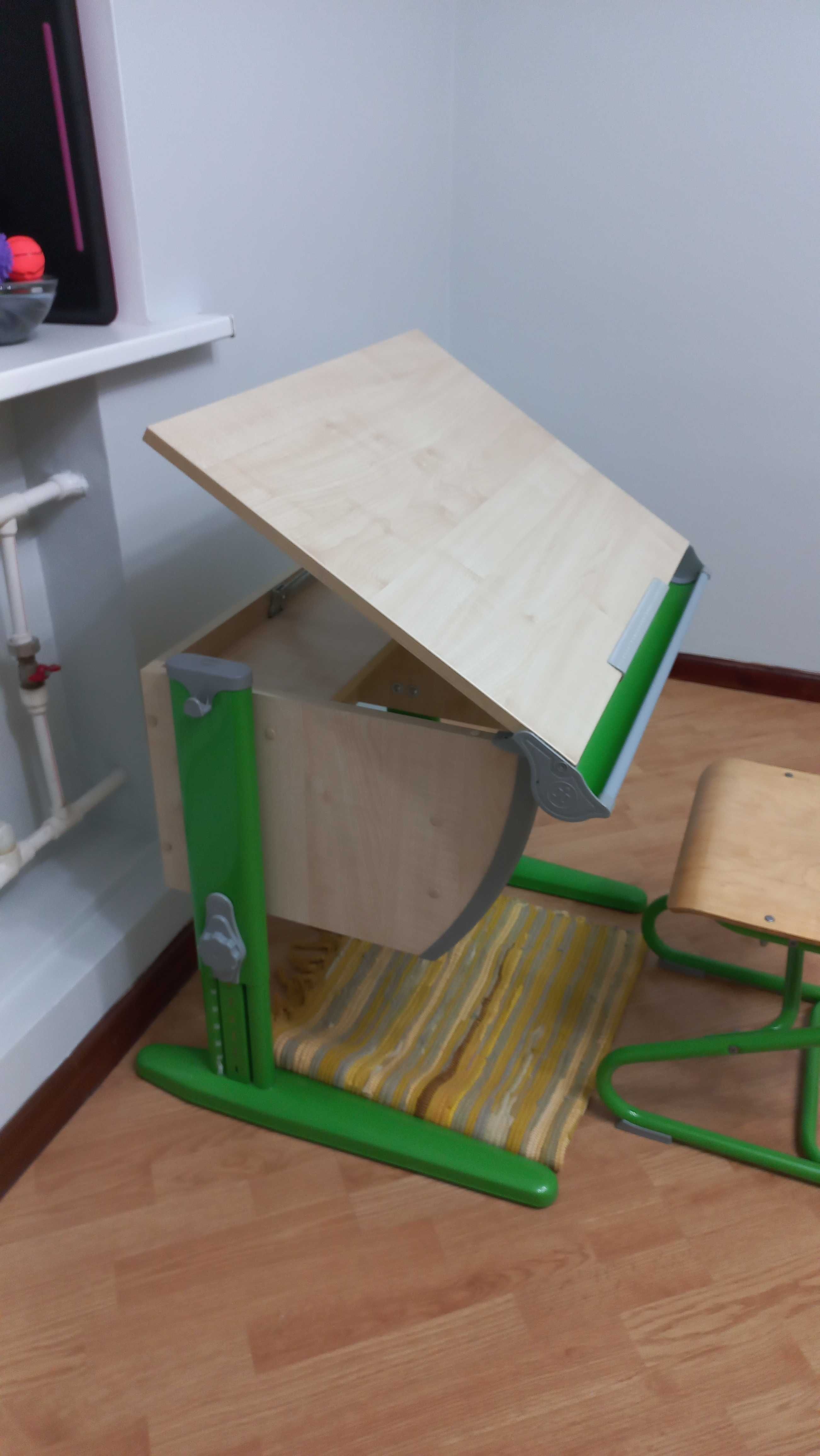 Стол школьный раздвижной многофункциональный