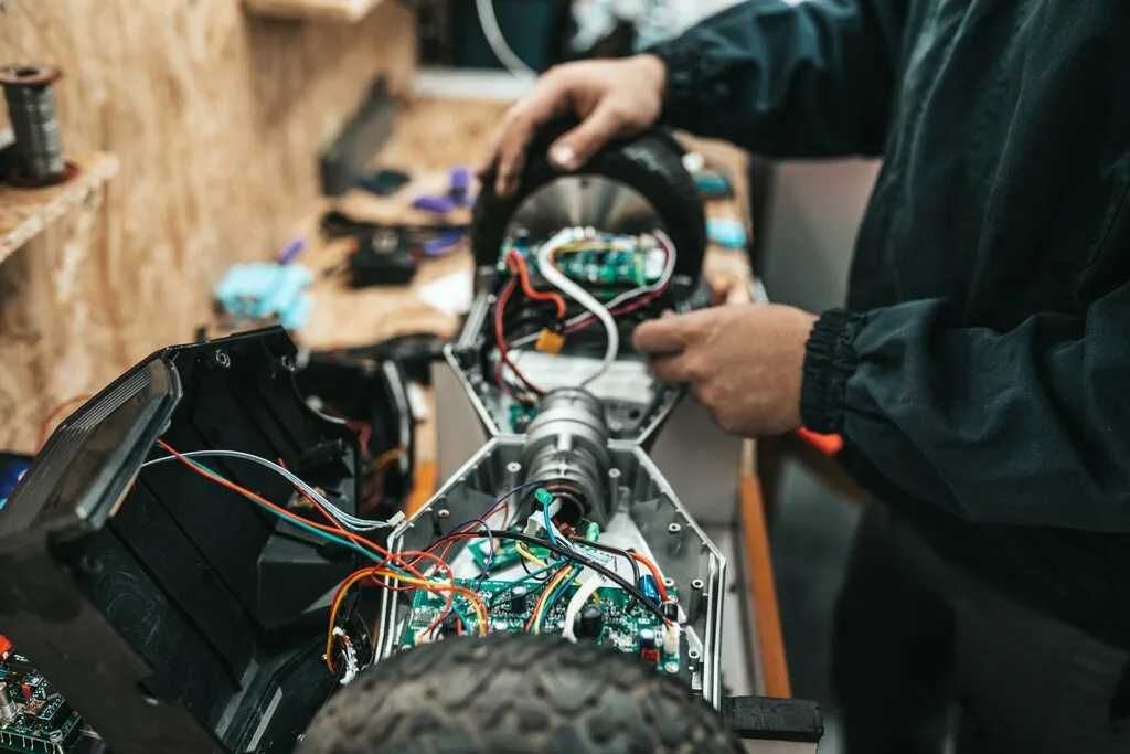 Ремонт Электросамокат Ninebot Электровелосипед  Дрифкар в Алматы Жми!