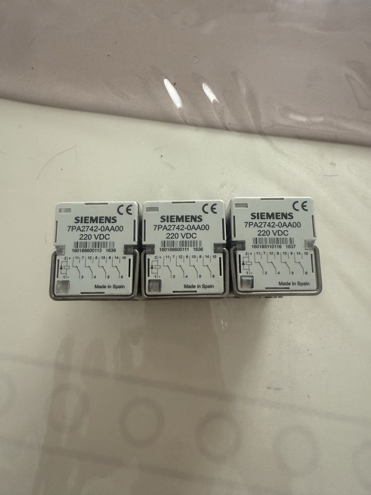 Реле SIEMENS 7PA2732-0AA00 110/125VDC , 7pa2742