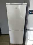 Холодильник indesit
