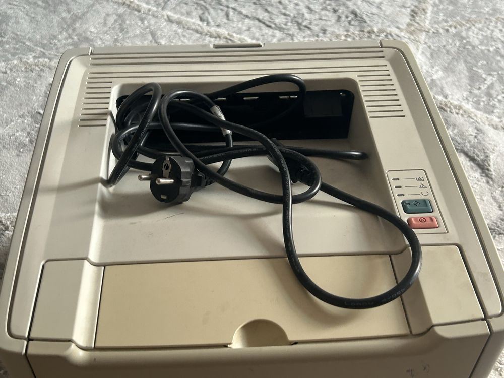 продам работающий принтер hp Laserjet 1160