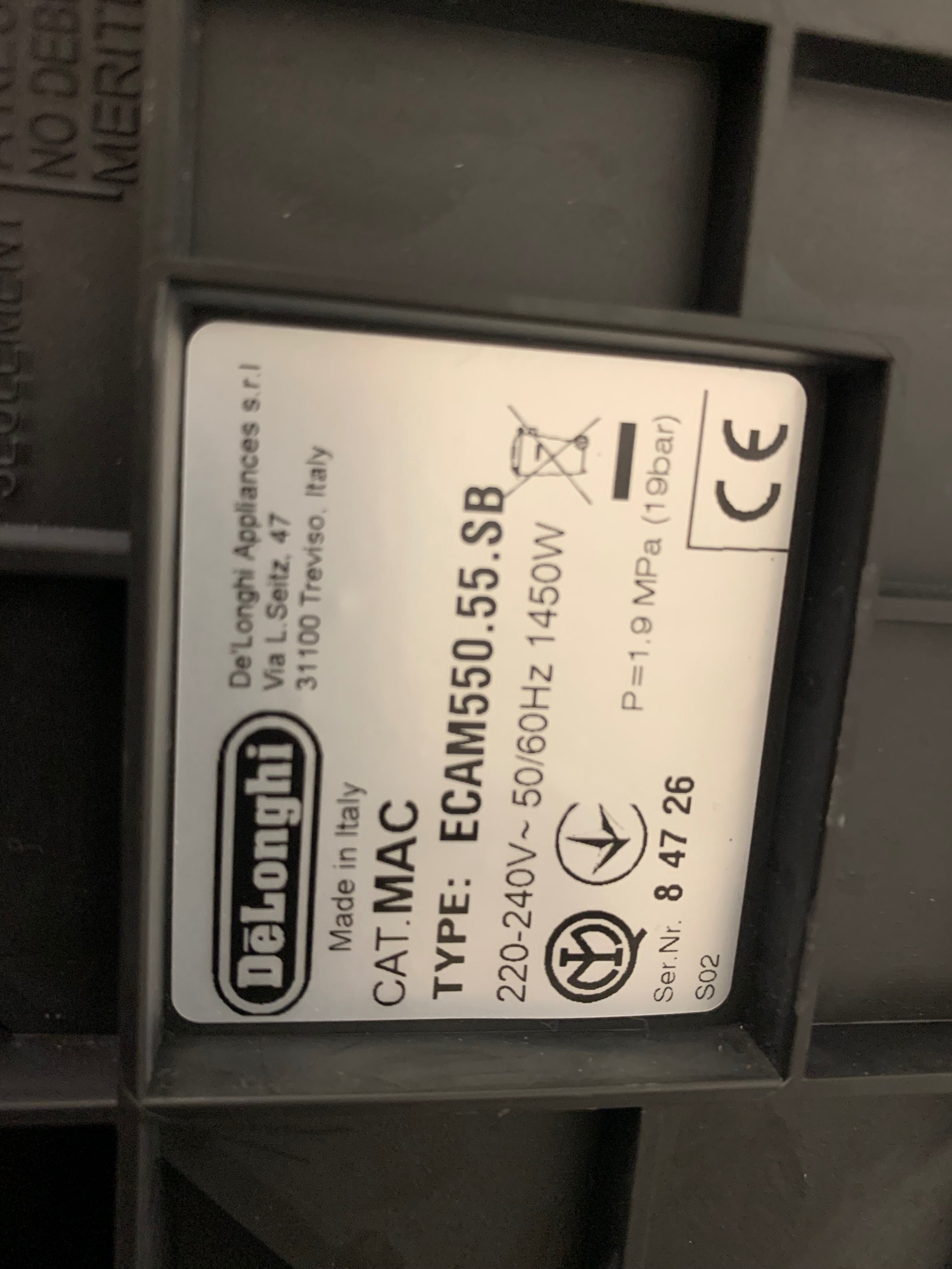Кофемашина Delonghi ECAM 550.55.SB