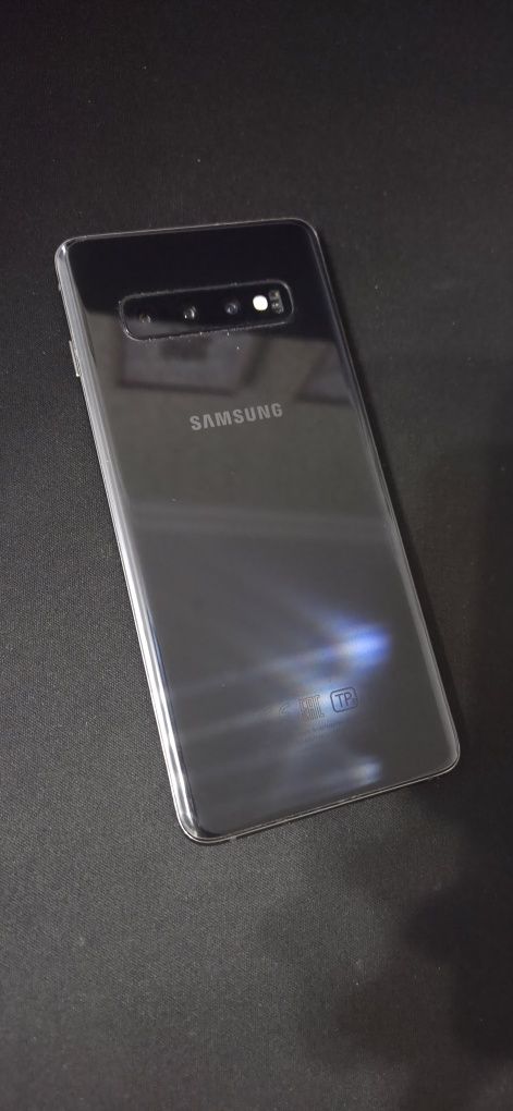 Смартфон Samsung Galaxy s10 128 g