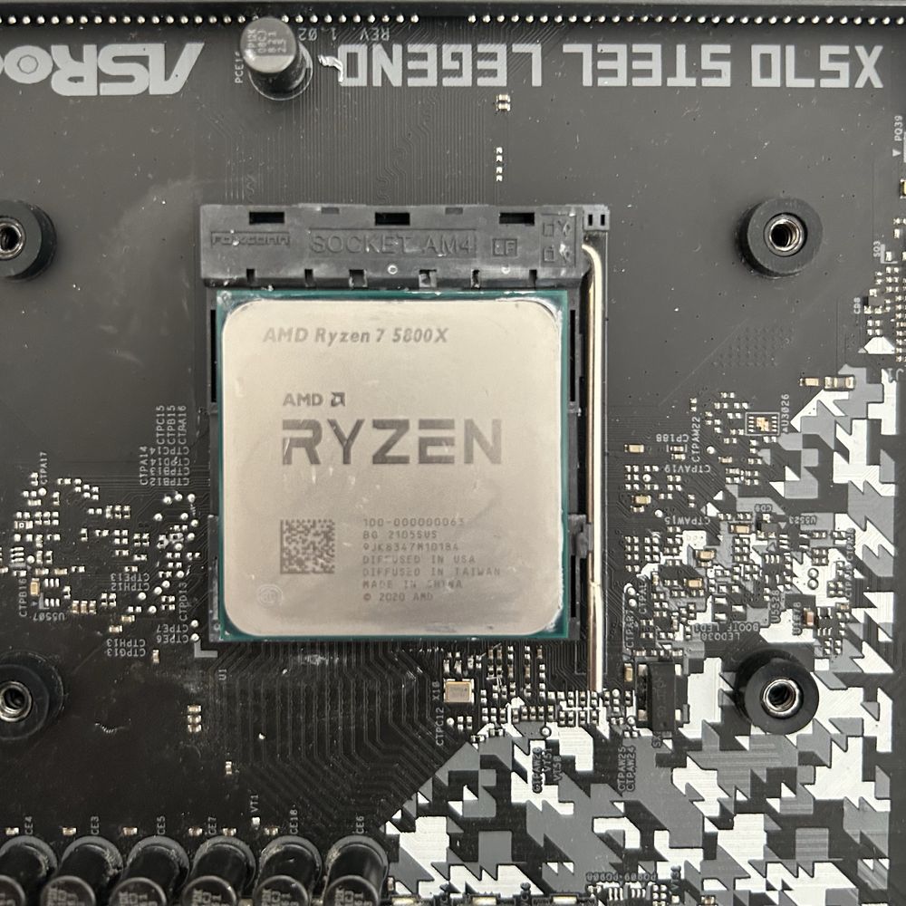 Мощный Комплект: X570 Steel Legend, Ryzen 7 5800X, XPG 32 GB