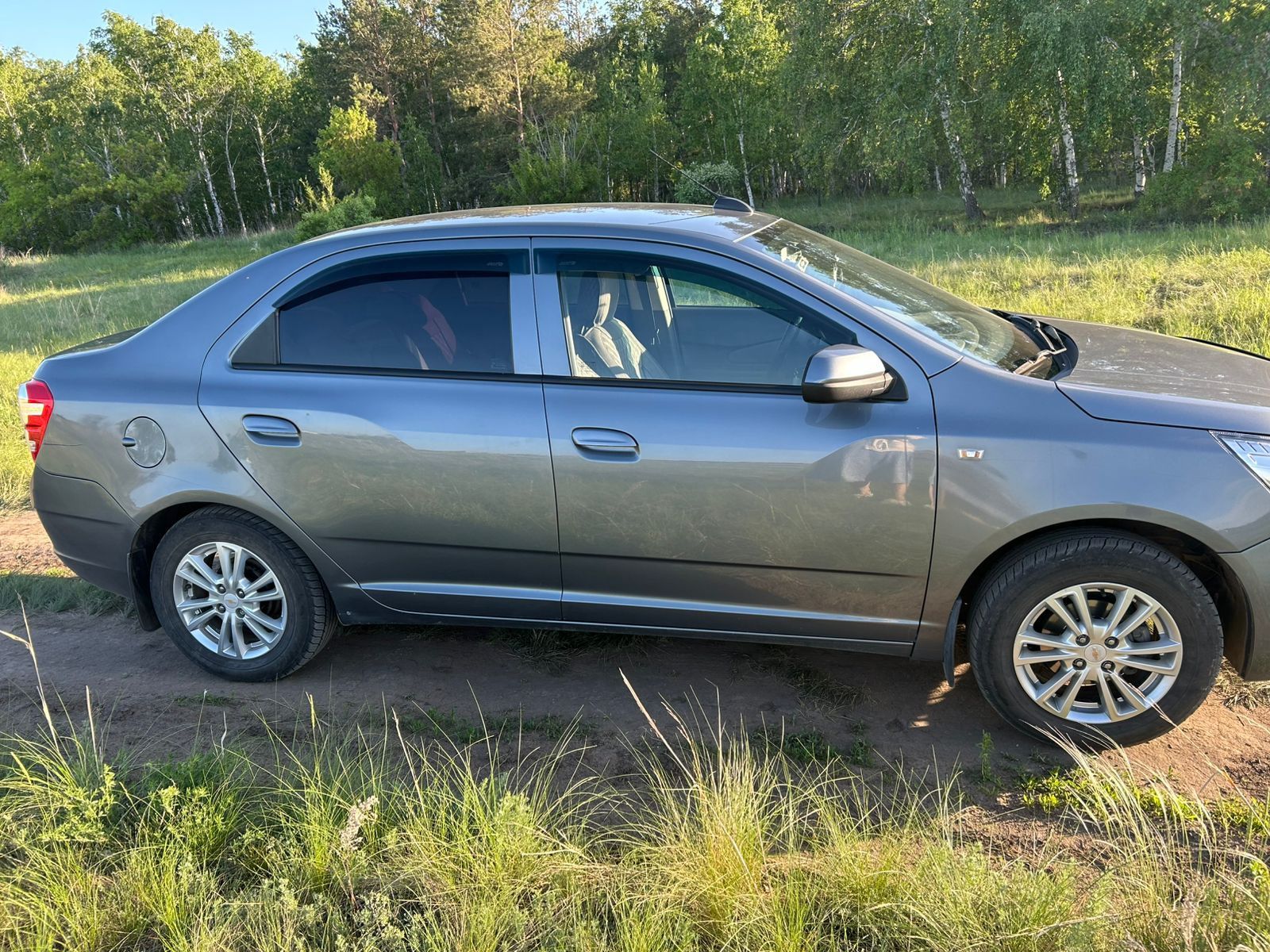 продам кобальт комплектация люкс.автомат