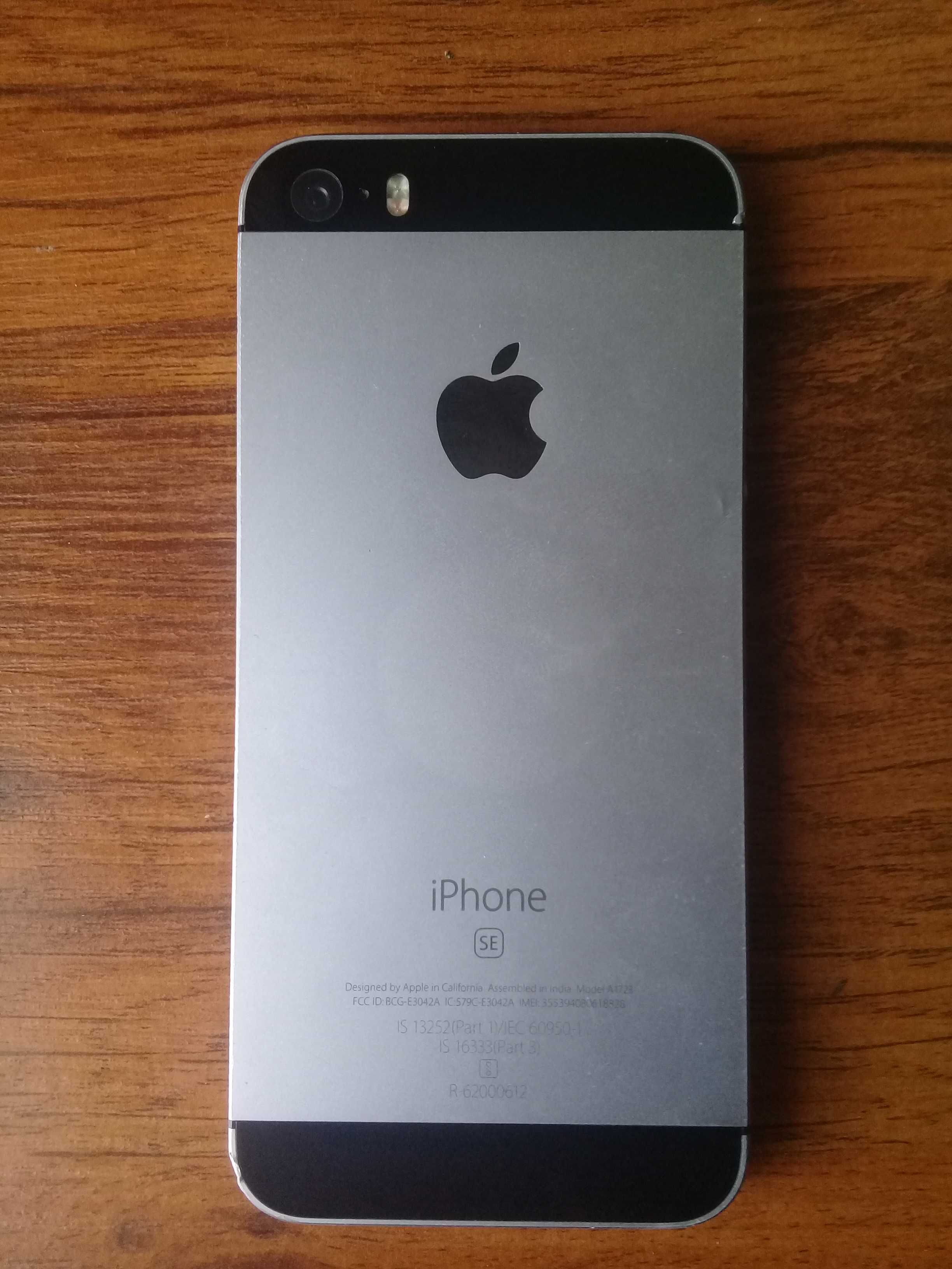 iPhone se,в хорошем состоянии