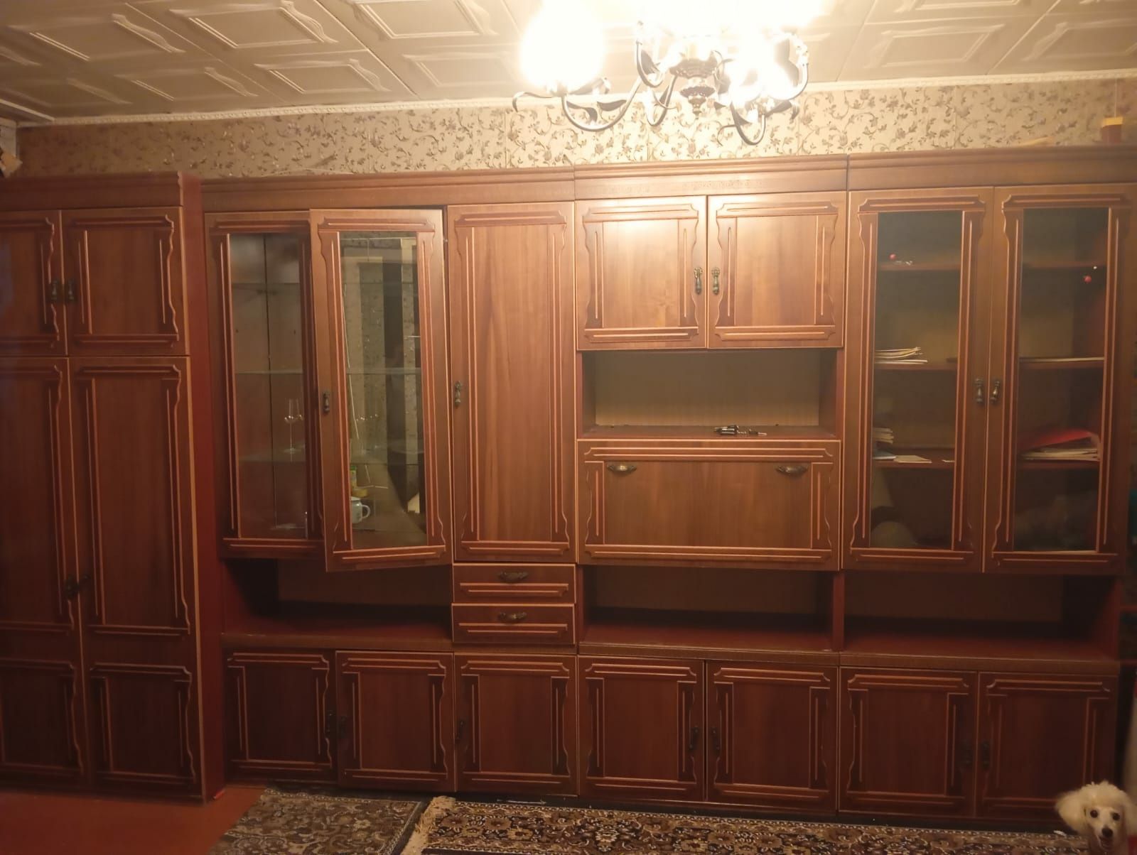 Срочно продам советскую гостиную стенку