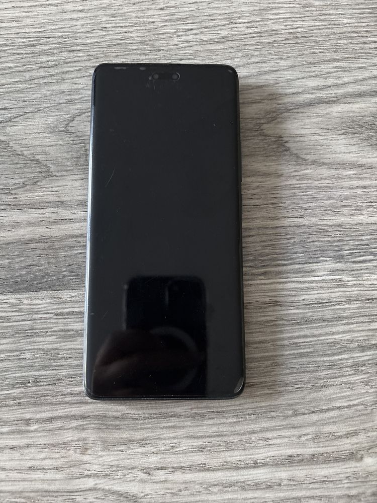 Продам смартфон Xiaomi 13 lite