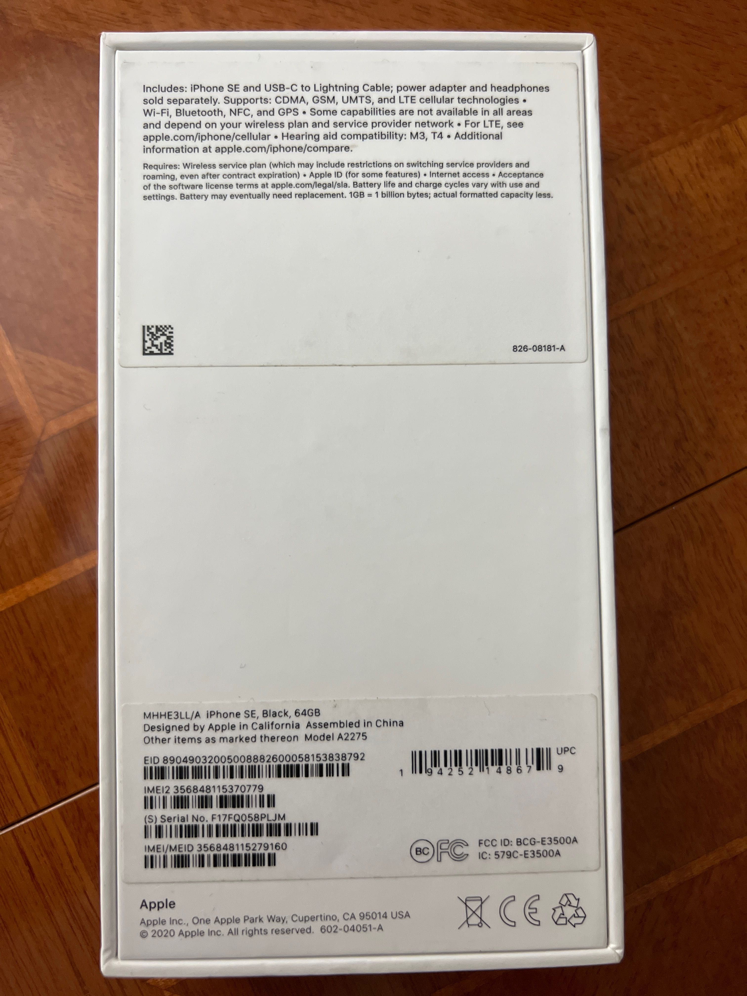 iPhone SE 2020 в отличном состоянии