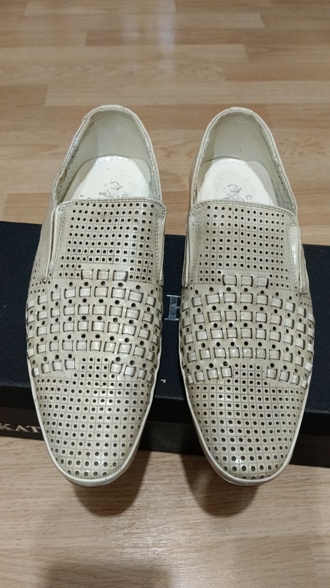 Продам кожаные мужские туфли