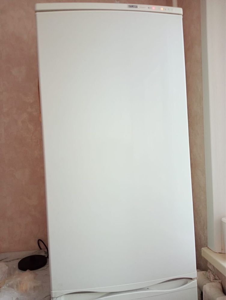 Холодильник рабочий