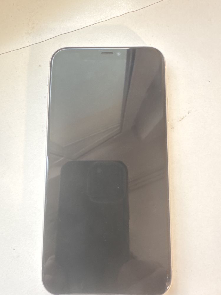 Iphone 11 white заблокированный