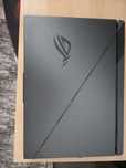 Rog strix g 18 black