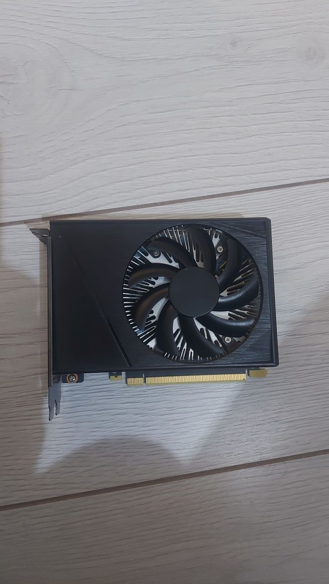 Видеокарты Gtx 750 TI, 760, 970, 1660 super, 1080 TI RX 560,5500 XT R9
