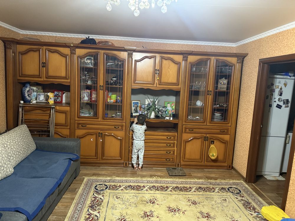 Продам стенку Мануэла