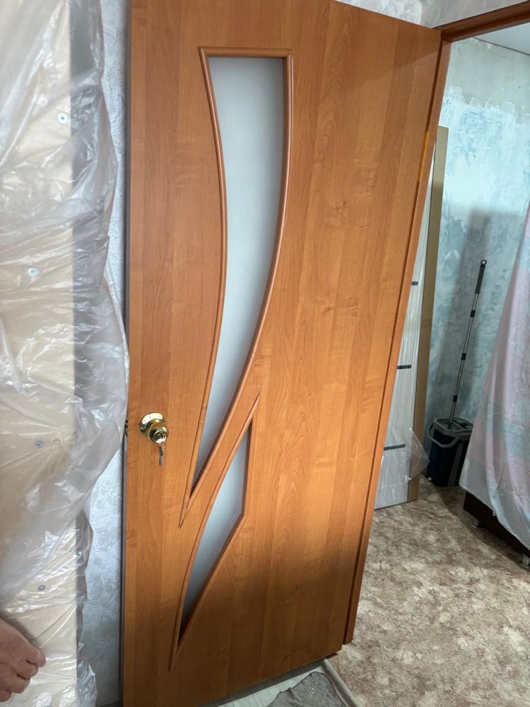 продам двери срочно