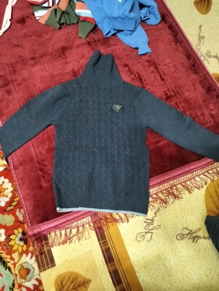 Продам детскую одежду