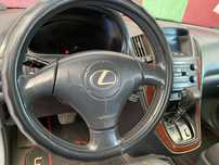 автомобиль  lexus rx300