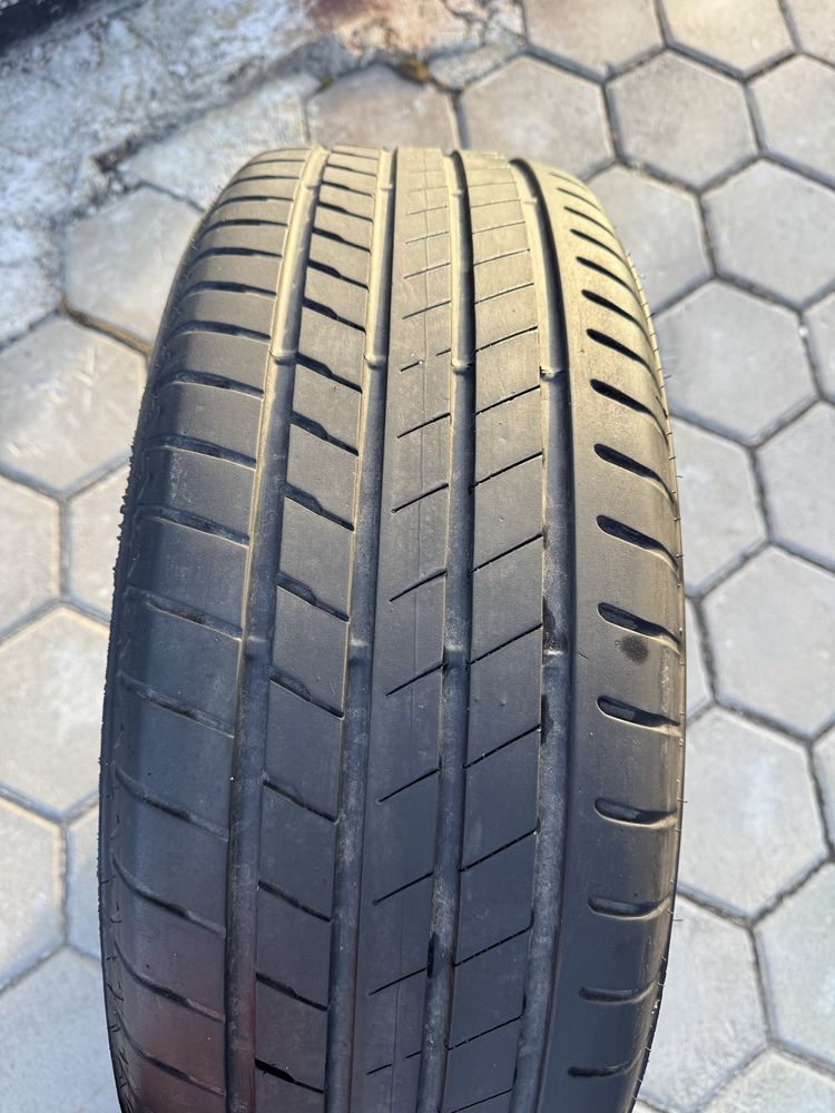 Шины 255/60R18 Bridgestone alenza лето