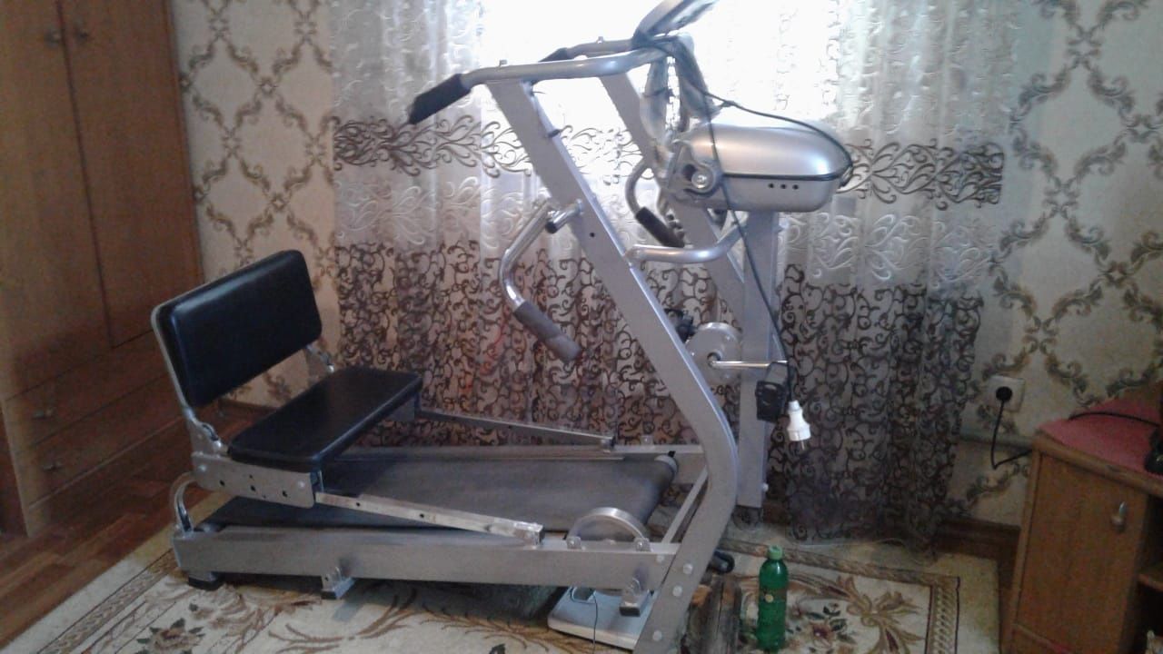 Тренажер спортивный