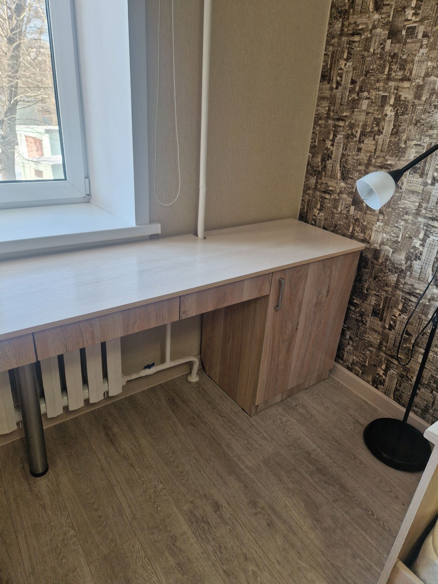 Продам детский стол