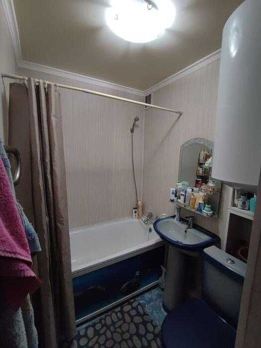 *Продам 2 комн квартира 12 мик-н. Помощь в ипотеке. ТОРГ