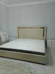 Продам Кровать с матрасом+ 2 тумбы.Размер на заказ жасалған  200*220