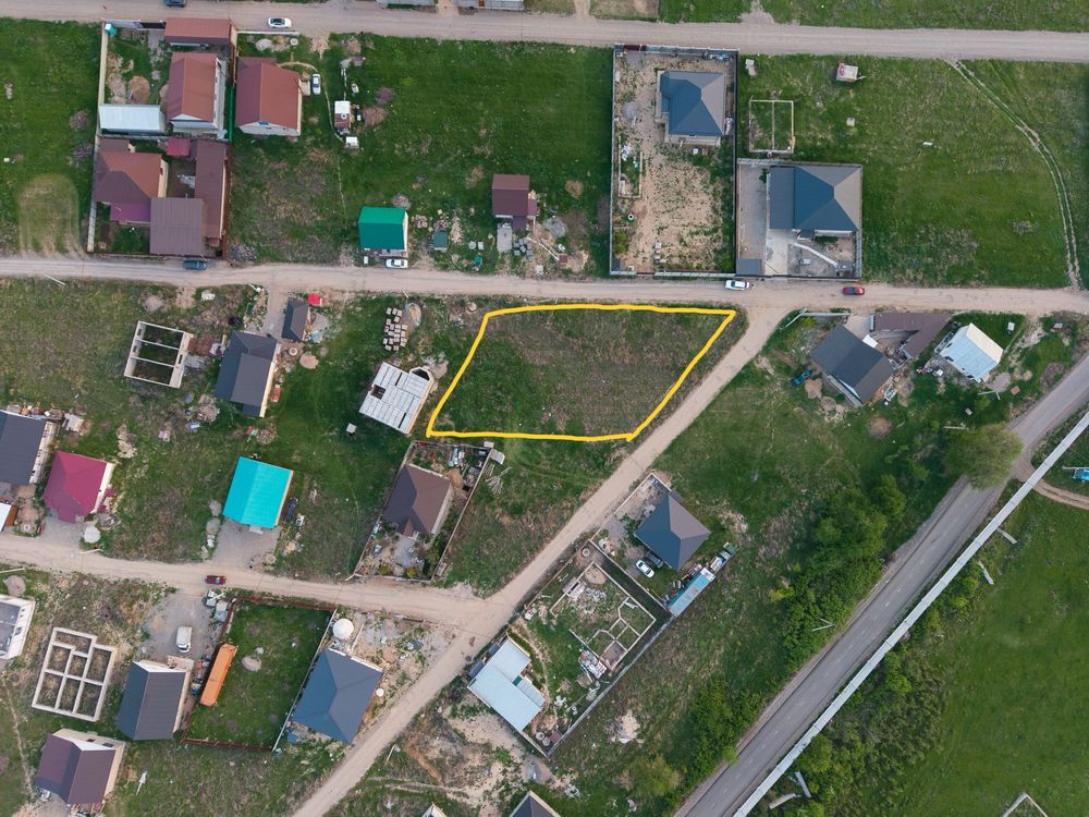 Продам 12 сотых участка делимых