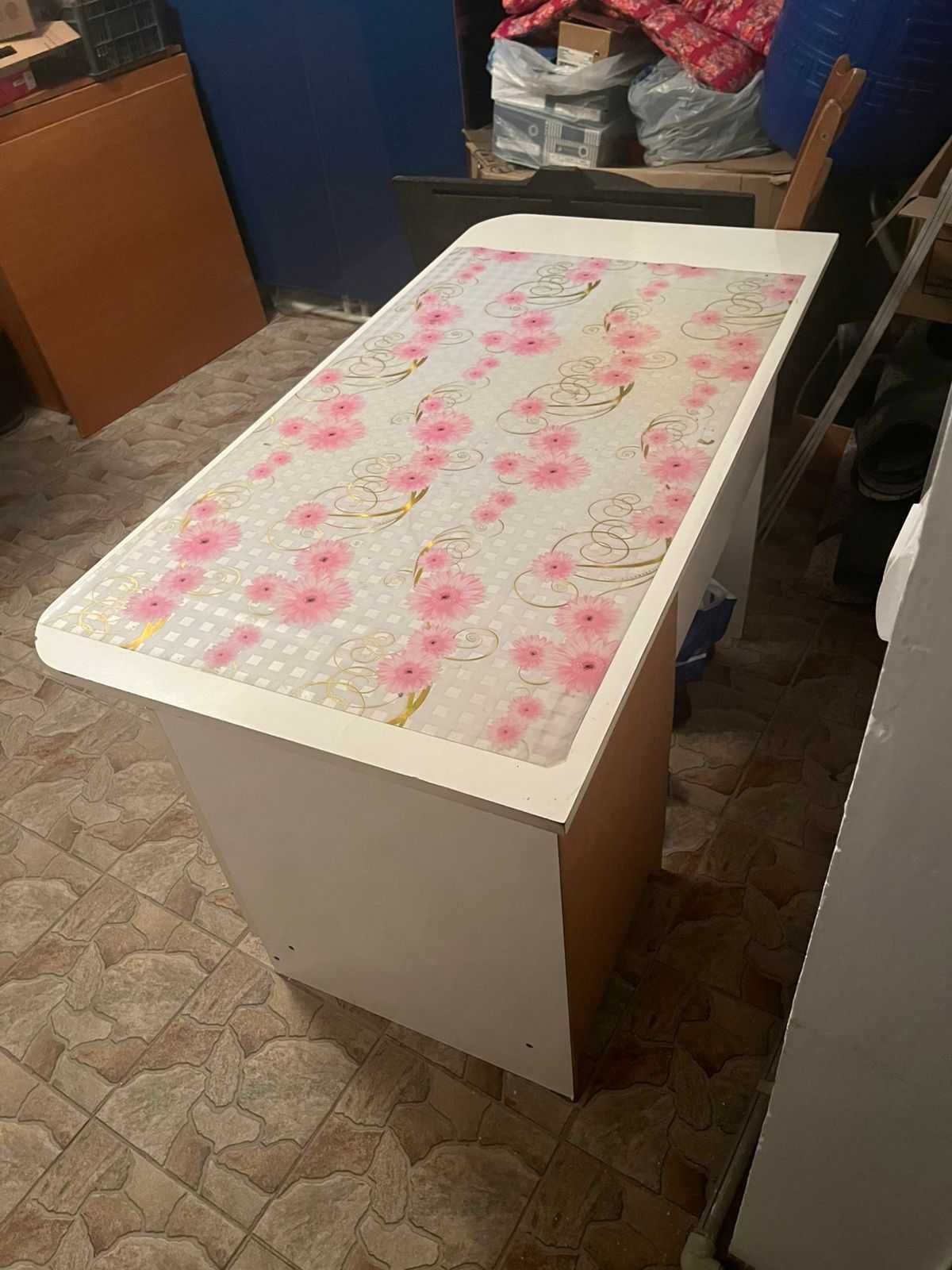 Продам учебный стол