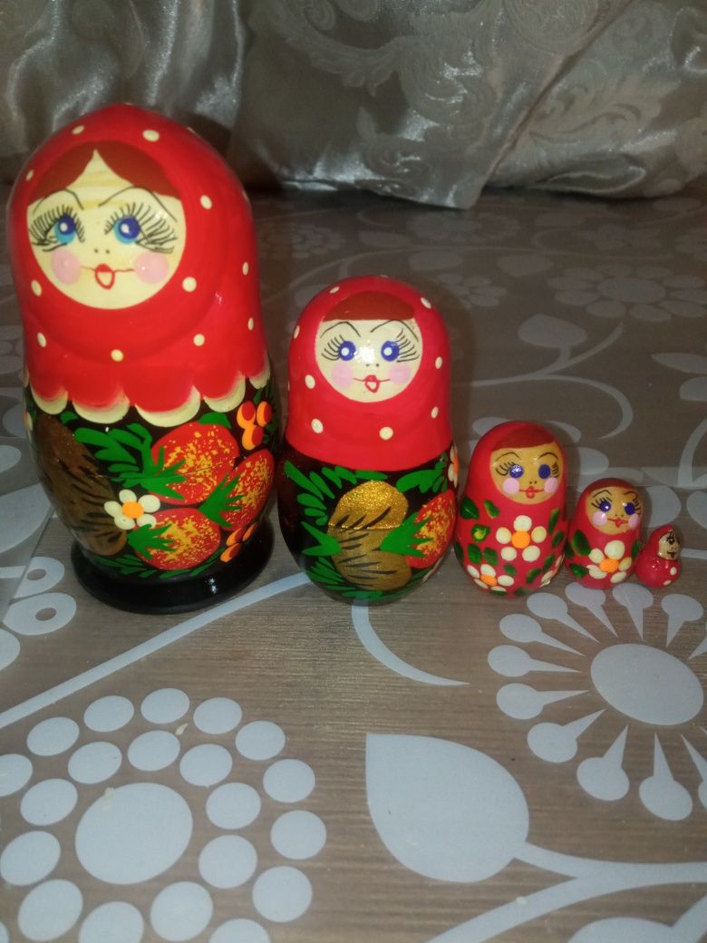 Кукла, кукла, матрешки