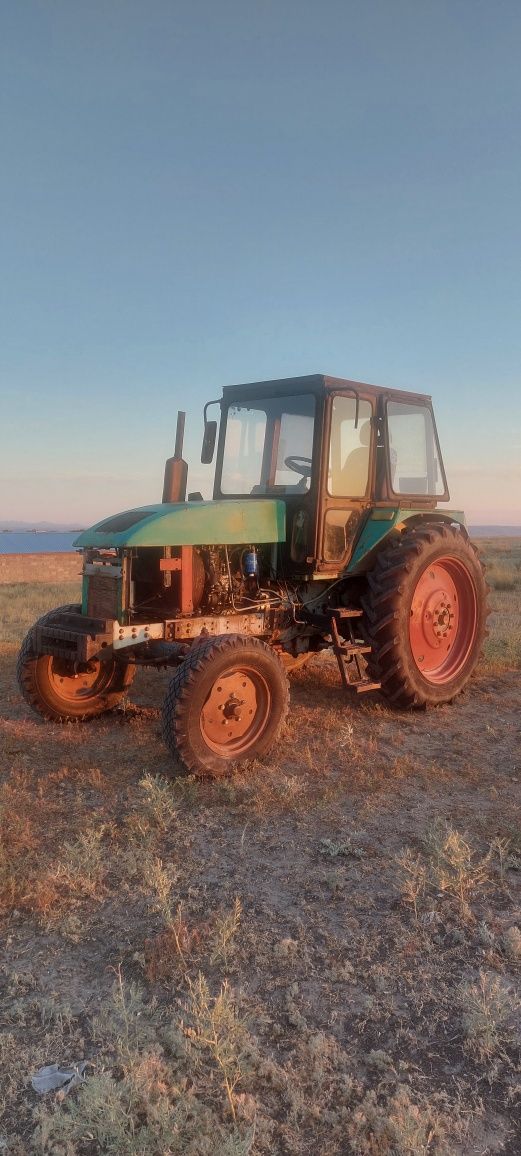 Продам трактор 80