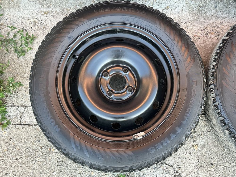Колёса R15 разболтовка 4*100 с зимней резиной 185/65 15 Nokian