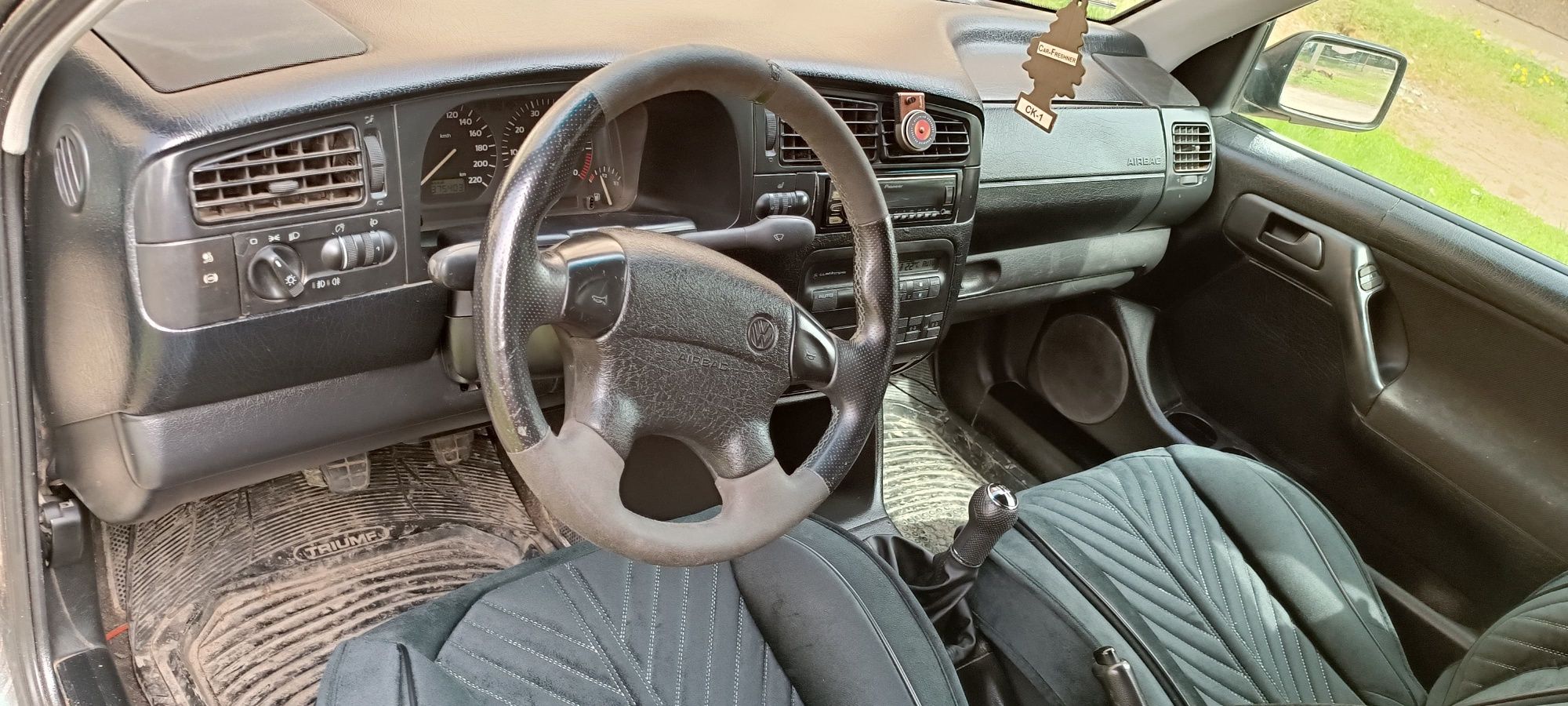 Golf 3 1.8 в максимальной комплектации