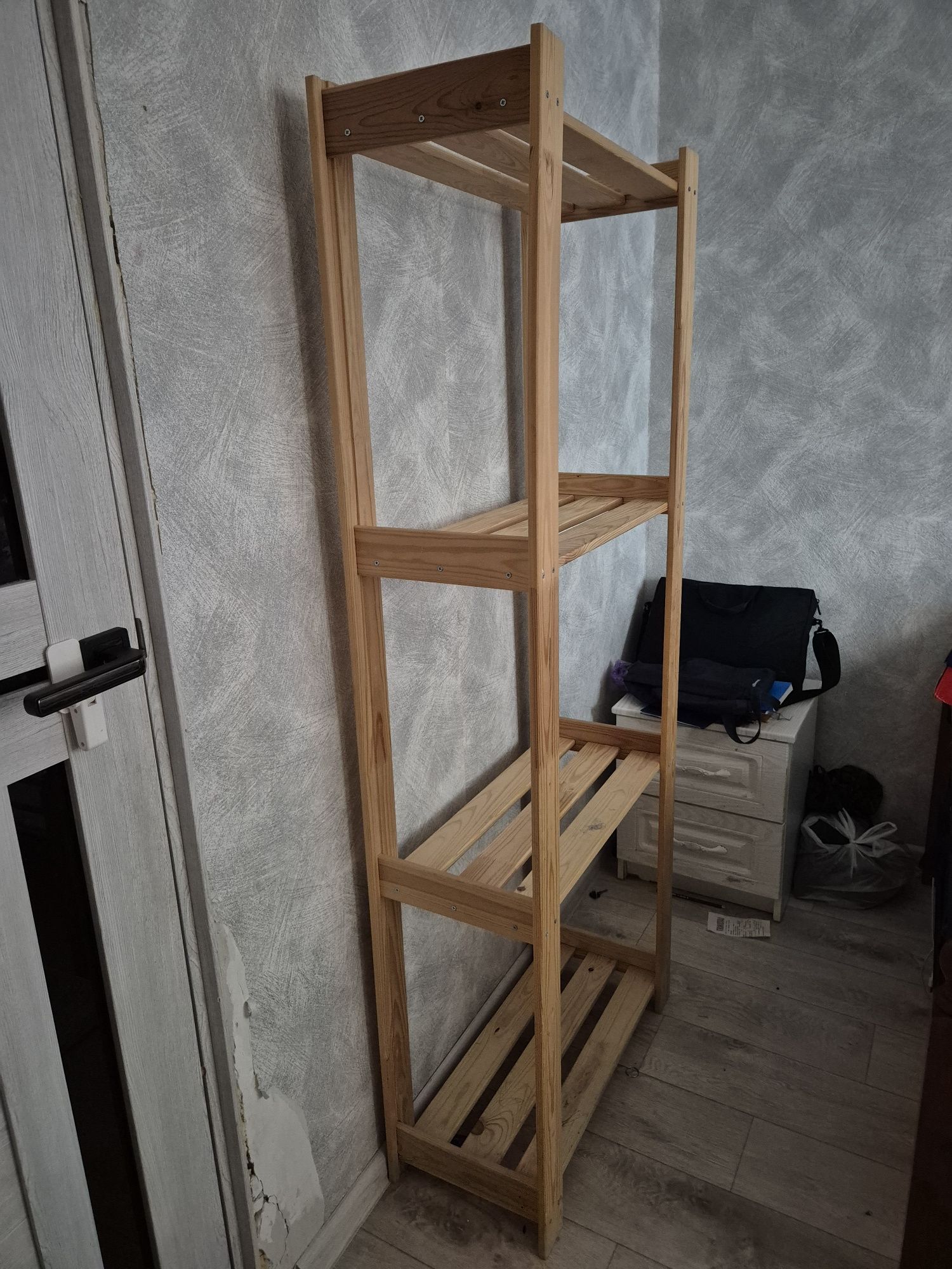 Древесный прочный стелаж икеа