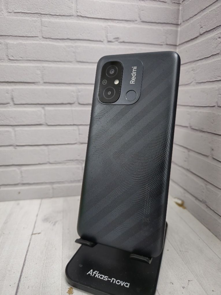 Redmi 12C на 128гб Nur Lombard