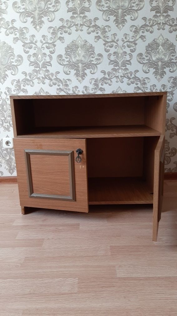Продам тумбу в отличном состоянии