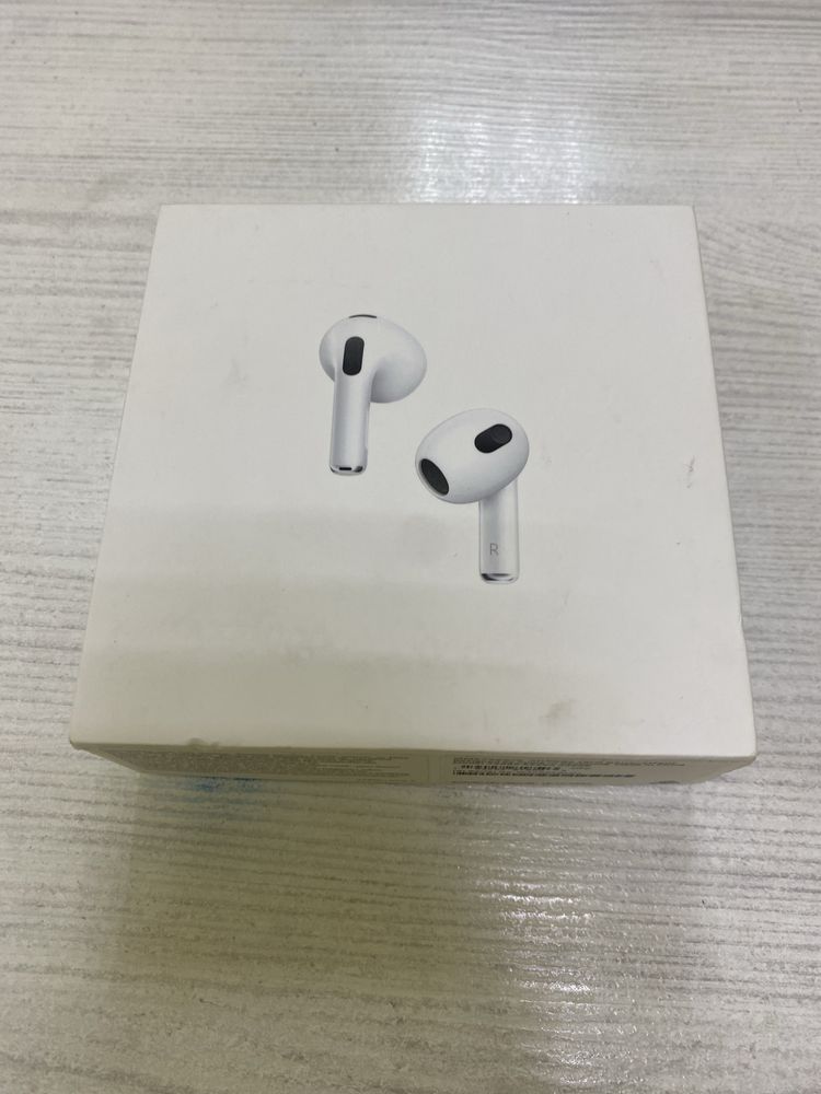 AirPods 3 series