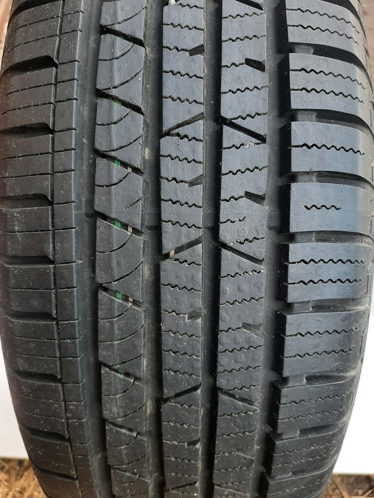 Продам шину 215/65/16 континенталь