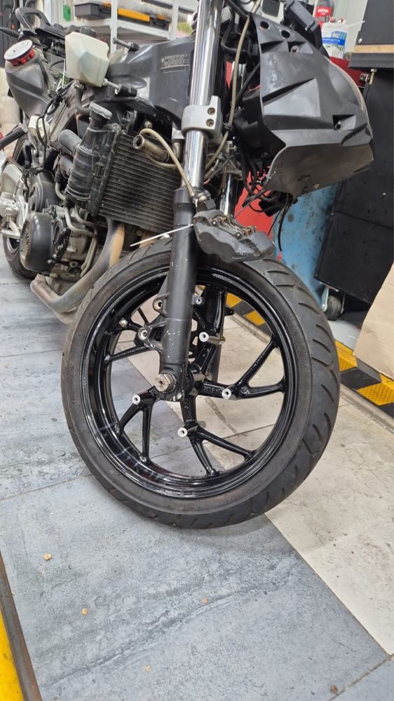 Продам мотоцикл Bmw f800s