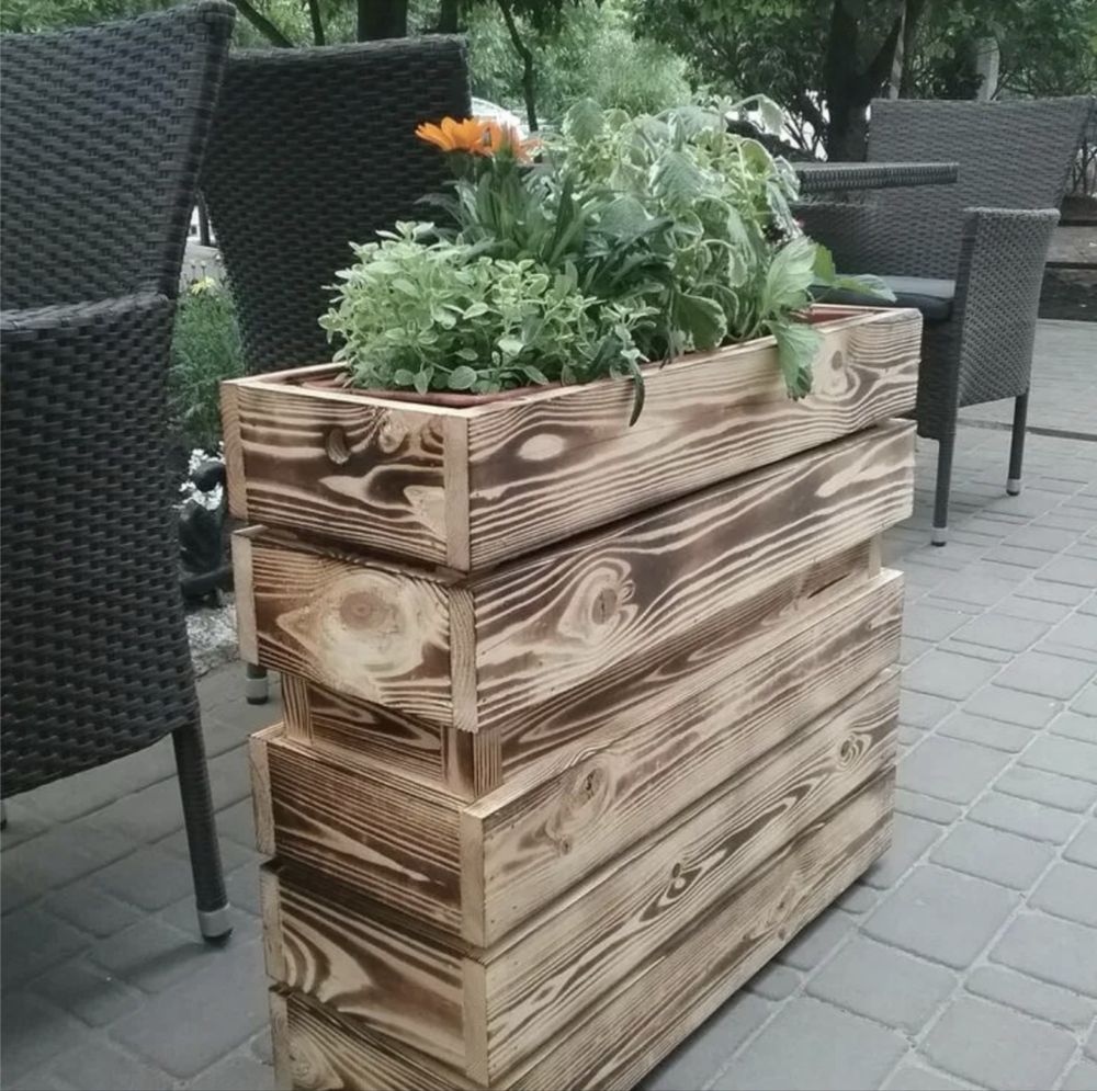 Кашпо из дерева