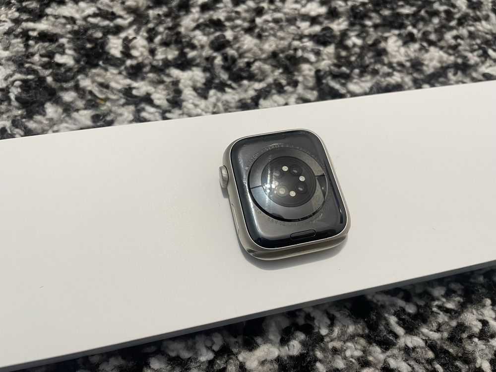 Срочно apple watch 8 45 mm star alu