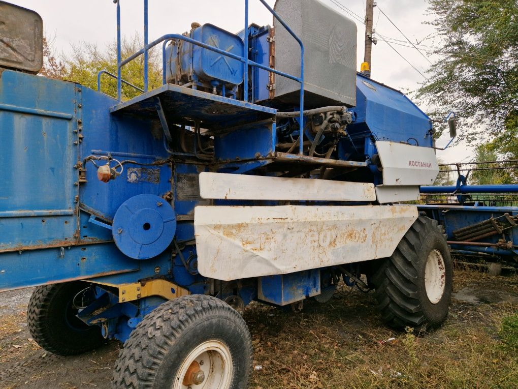Комбайн Енисей 1200
