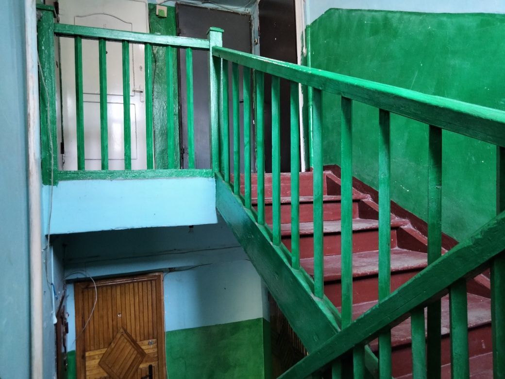 В центре 3-ёх комнатная квартира