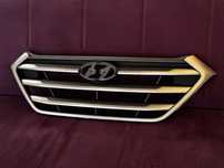 Продам решетку радиатора на Hyundai Tucson
