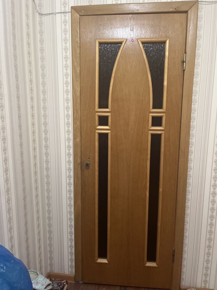 Двери деревянные
