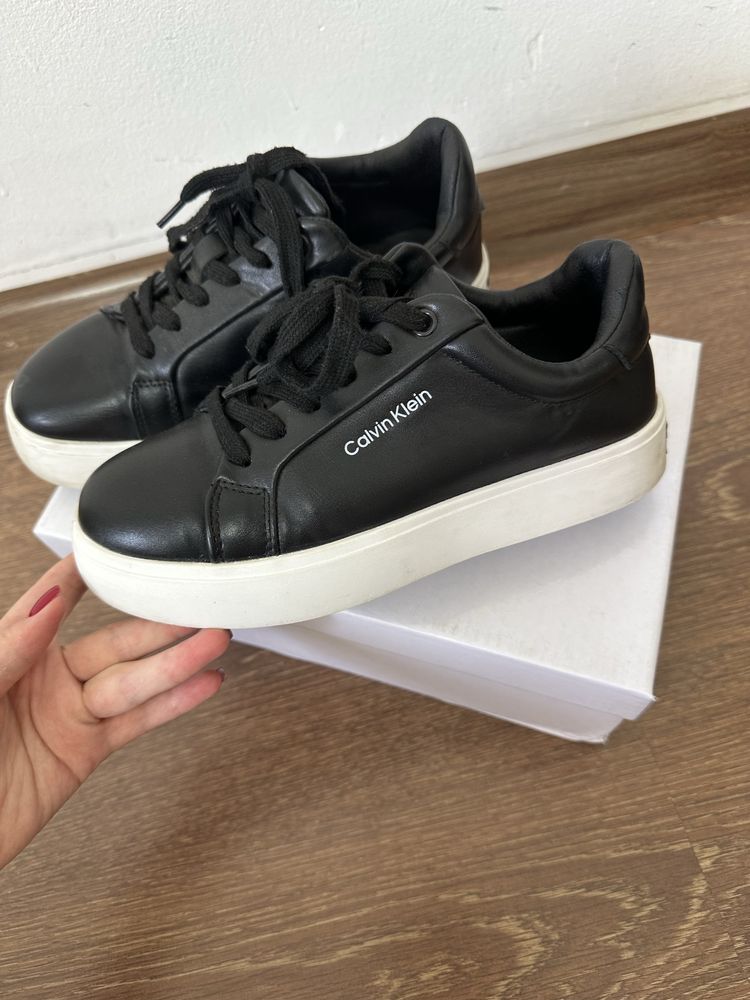 Кроссовки  calvin klein